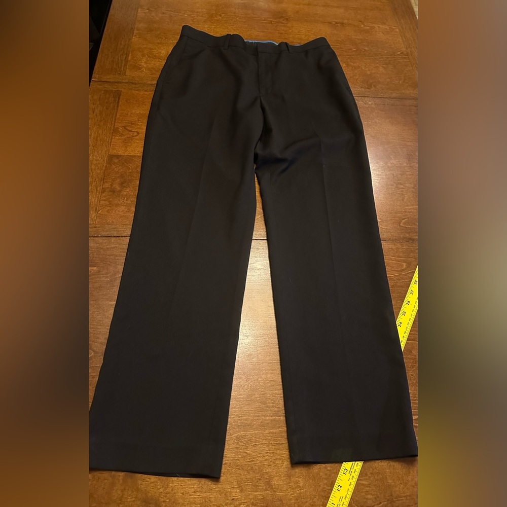 Axist Charcoal Men’s Trousers. 34x32